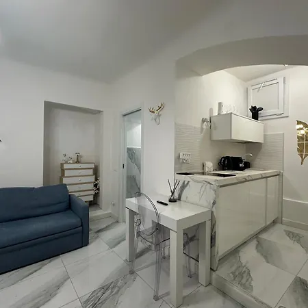 Centrale 5 Terre White House *