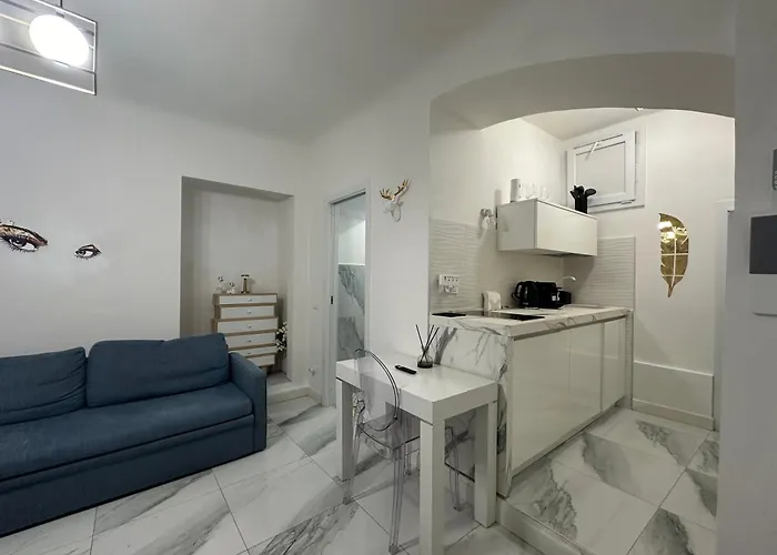 Centrale 5 Terre White House *